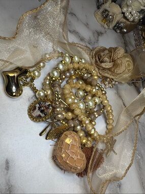 Beige Pearl & Gemstone Stretch Artisan Bracelet Set of 7- Made in Mexico NWOT